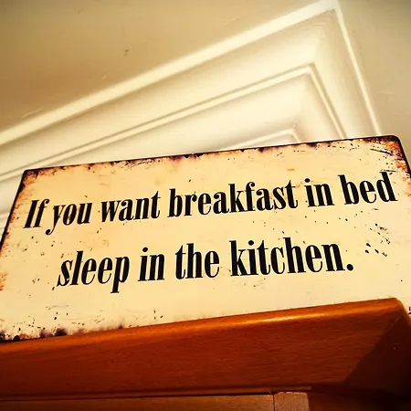 Apt No 40 Anchorage - Best Location In 特拉利